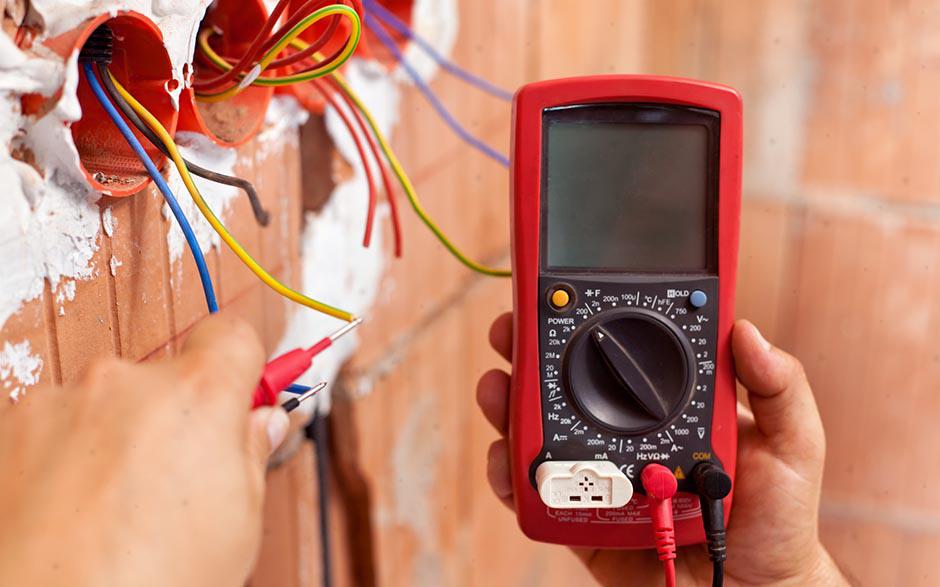 je recherche un électricien Beauvais