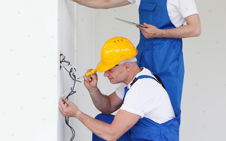 travail électricien Combs-la-Ville